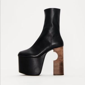 Syro Kitten Heels Black Leather Wood Heel US Men’s 9 Brand New